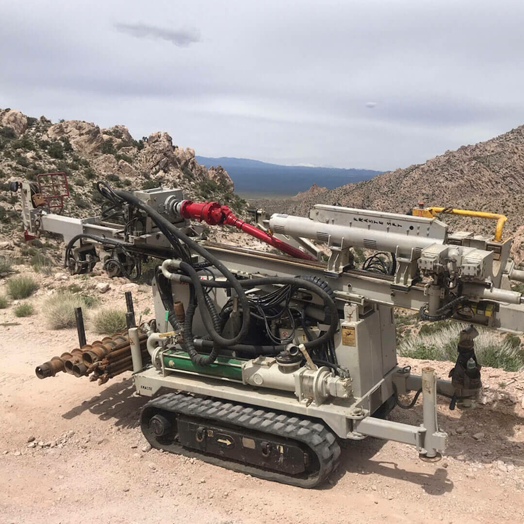 Fraste PL-G track-mounted drilling rig